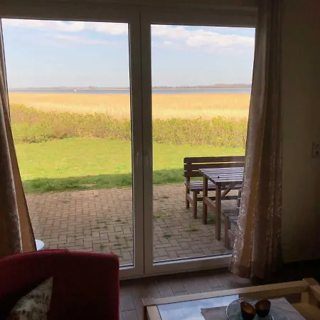 Boddenblick Und Kranich Nyaraló